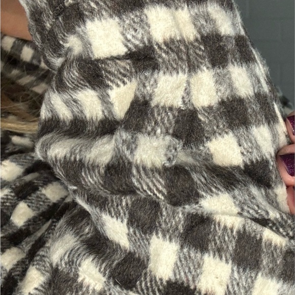 NWT ❄️Flannel Jacket (shacket) - Picture 3 of 3